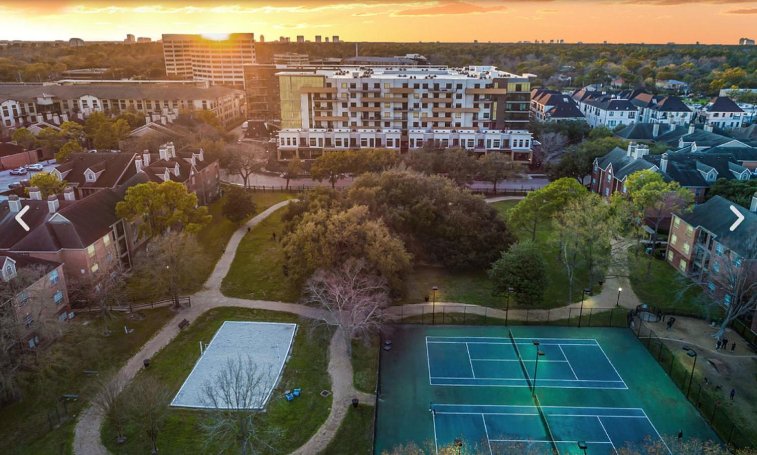 Landing At The Hayworth - 2 Bedrooms In Westside ヒューストン エクステリア 写真